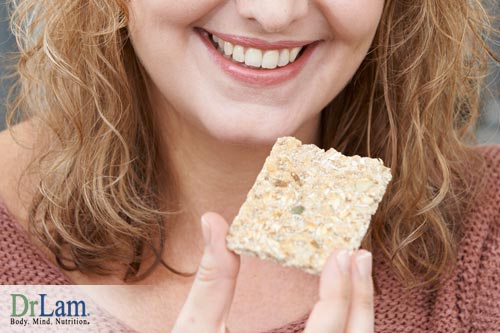 almond flour crackers with salt