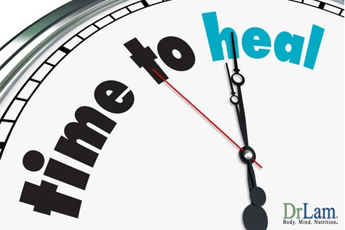 Closeup of clock face with number replaced by text “time to heal”, representing the proper way of how to cleanse the liver takes time